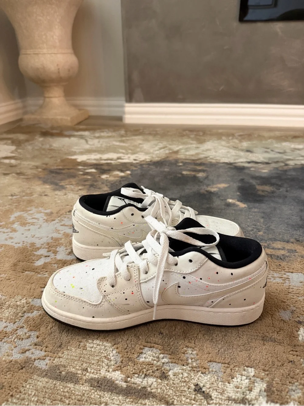 Air Jordan 1 Low SE GS Paint Splatter